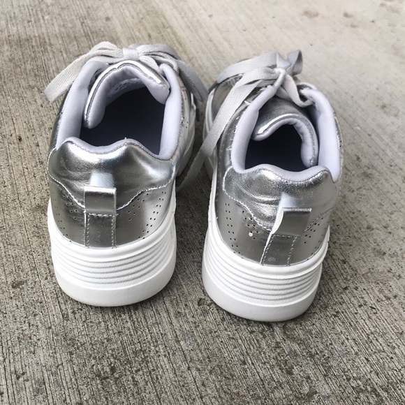 ROXY ROSE Platform Quilted Square Toe Sneaker - Picture 2 of 6